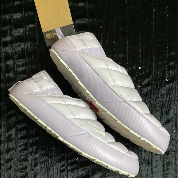The North Face Winter Lavender Quilted Slip On Mules 10 - Picture 5 of 13